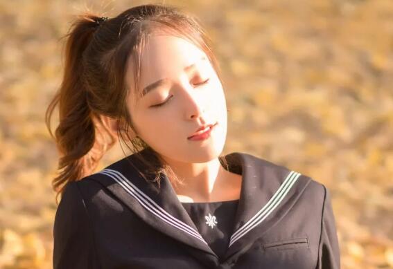 路上遇到心动的女生要怎么搭讪 路上遇到心动的女生要怎么搭讪