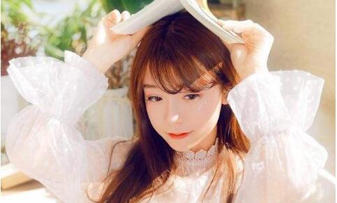 你第一次约会都聊些什么?如何自然地和女生聊天 你第一次约会都聊些什么?如何自然地和女生聊天