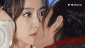 接吻技巧,3分钟就能讲完的接吻教学。 接吻技巧,3分钟就能讲完的接吻教学。