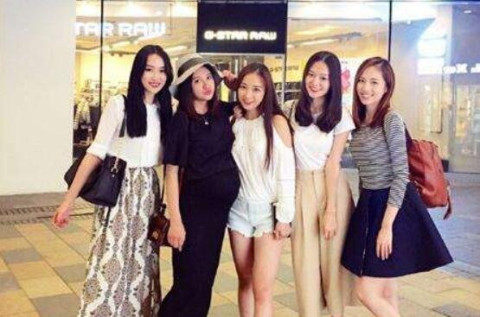 微信聊天从陌生人到好友只需要这三步。 微信聊天从陌生人到好友只需要这三步。