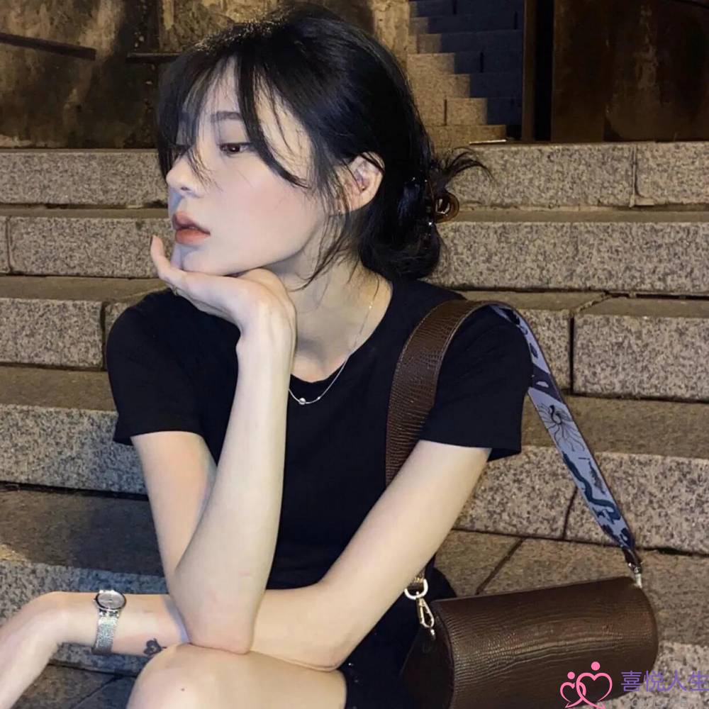 男友被我伤的(前男友让我重见光明) 男友被我伤的(前男友让我重见光明)