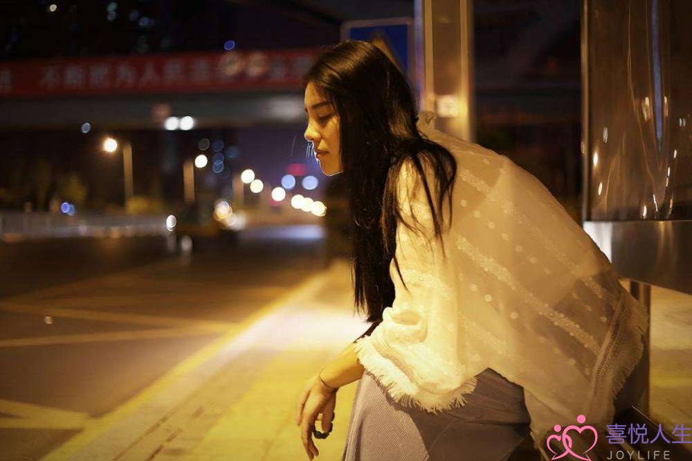 老公出轨大吵大闹回娘家怎么破(发现老公出轨后) 老公出轨大吵大闹回娘家怎么破(发现老公出轨后)