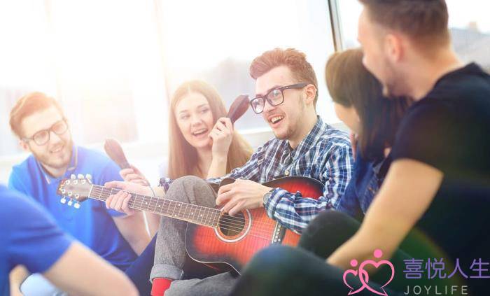 偏偏和最讨厌的上司住在一起（但是有个讨厌的上司怎么办）