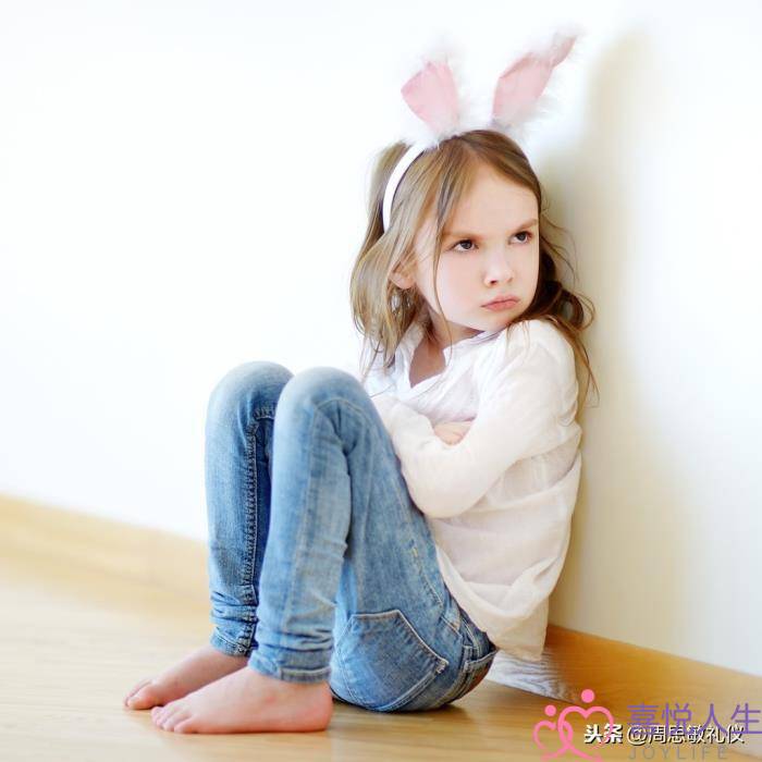 女友无缘无故生气了怎么办,女朋友莫名其妙的生气 女友无缘无故生气了怎么办,女朋友莫名其妙的生气