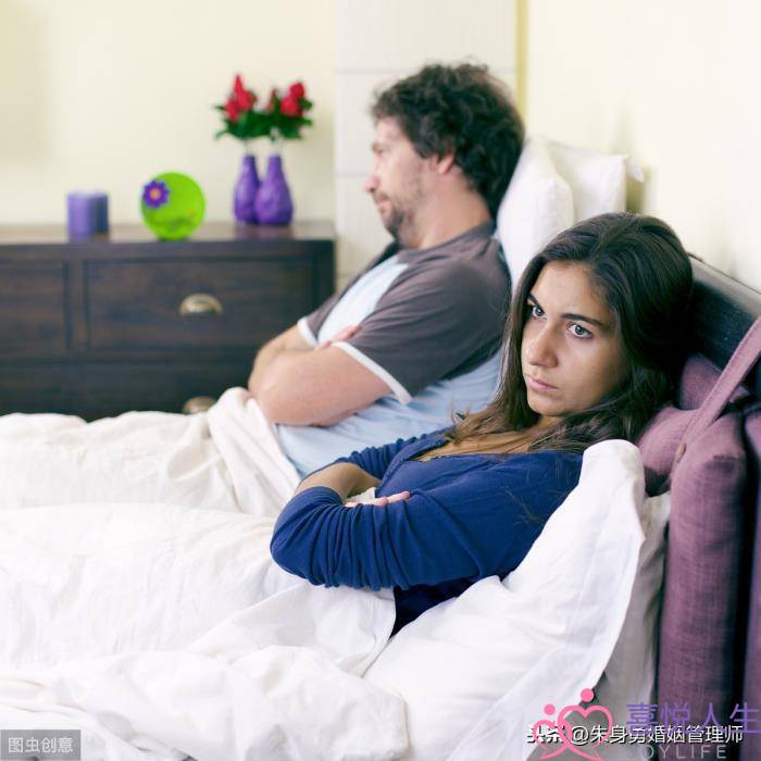 第三者逼老公离婚怎么办（情人以病威胁老公离婚的心理分析）