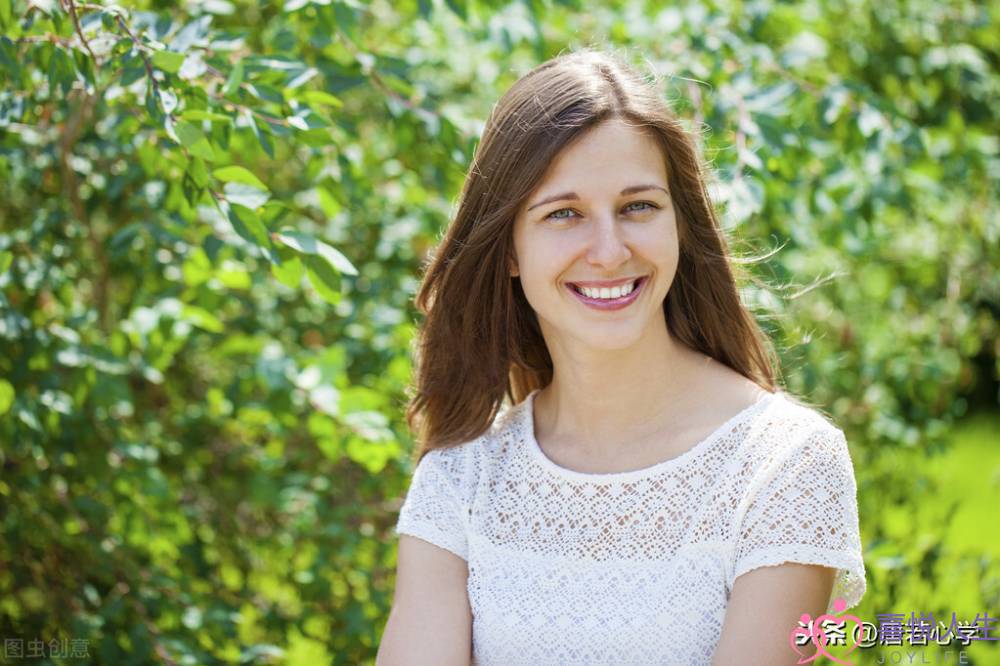 内心单纯而强大的女生