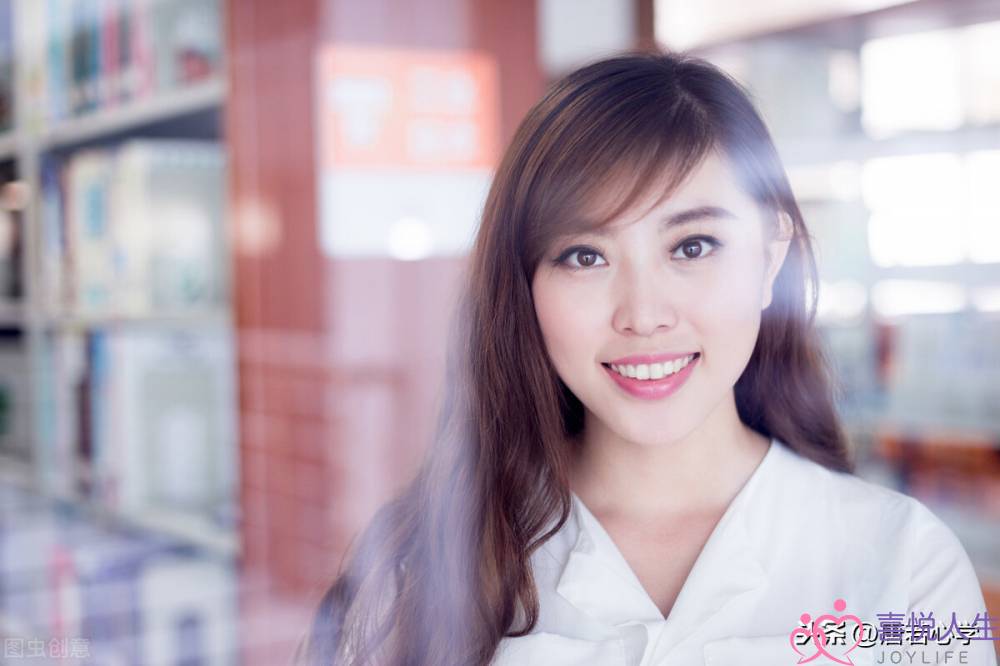 内心单纯而强大的女生