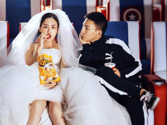 爱得太卑微怎么办，卑微的爱情该不该继续