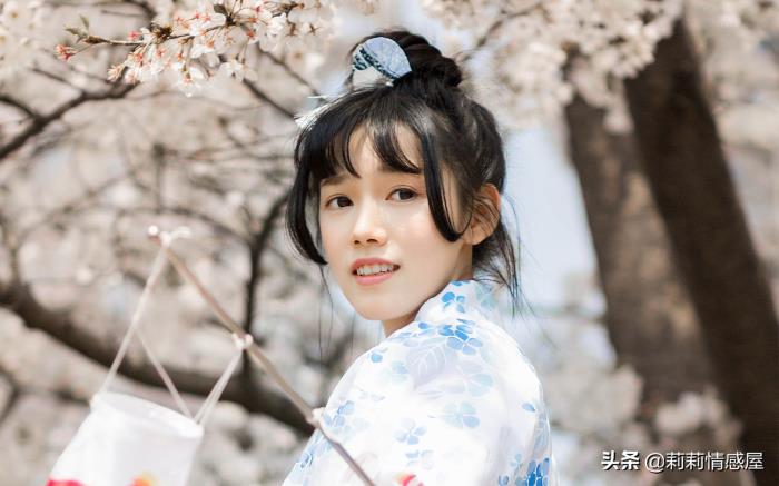 缠着你的男人说明什么,男人在这些时候缠着你 缠着你的男人说明什么,男人在这些时候缠着你