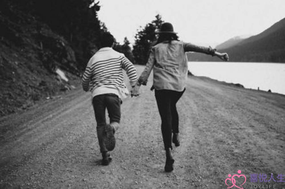 前女友纠缠男朋友(男朋友的前女友总是纠缠他) 前女友纠缠男朋友(男朋友的前女友总是纠缠他)