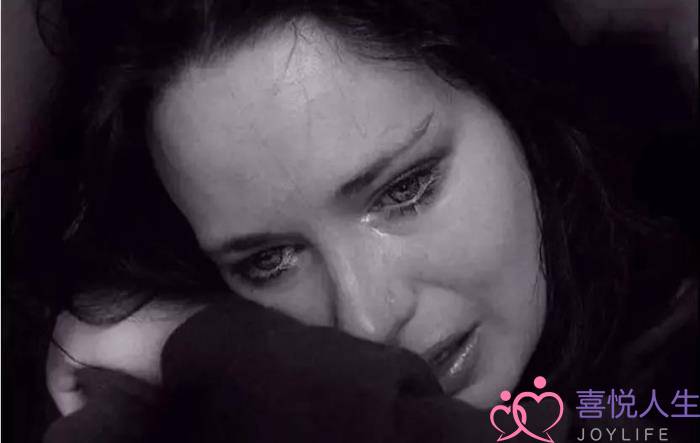 怎么劝离婚的人复合（如何让一心离婚的男人主动求回归）