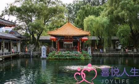 描写夏天的美景短句（这些描写夏天的好句子）